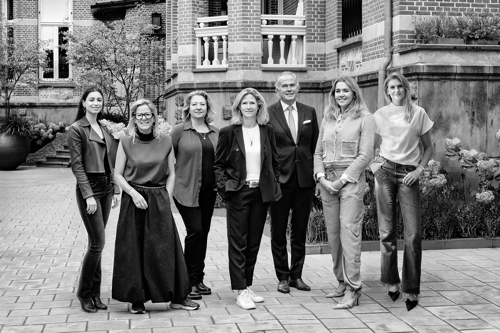 team van den brink makelaars amsterdam